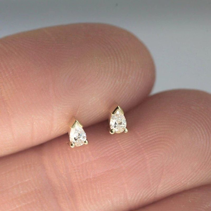 Diamond-Studs-Earrings