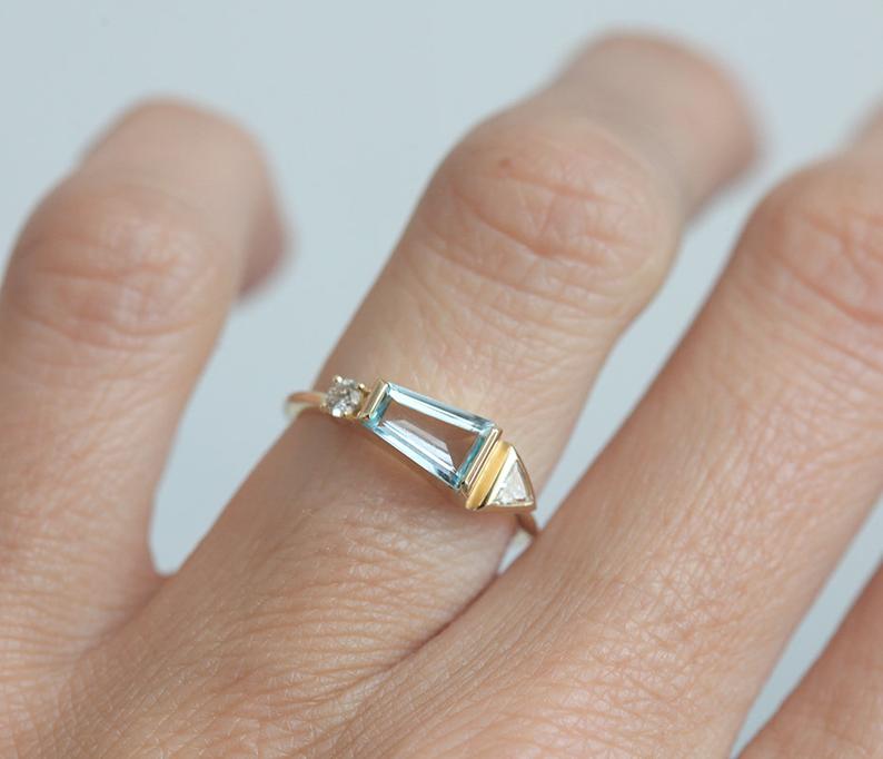 gold-band-with-trapezoid-blue-stone